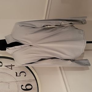 Under Armour grey pullover‎ Mens small